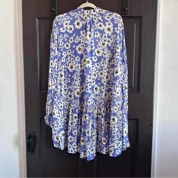 Free People White Blue Love Letter Tunic Bohemian Floral Size Medium - Picture 2 of 15